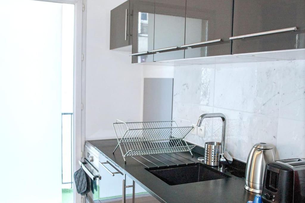 Grand 2 Pieces Balcon Parking Porte Paris Ομπερβιλιέ Εξωτερικό φωτογραφία