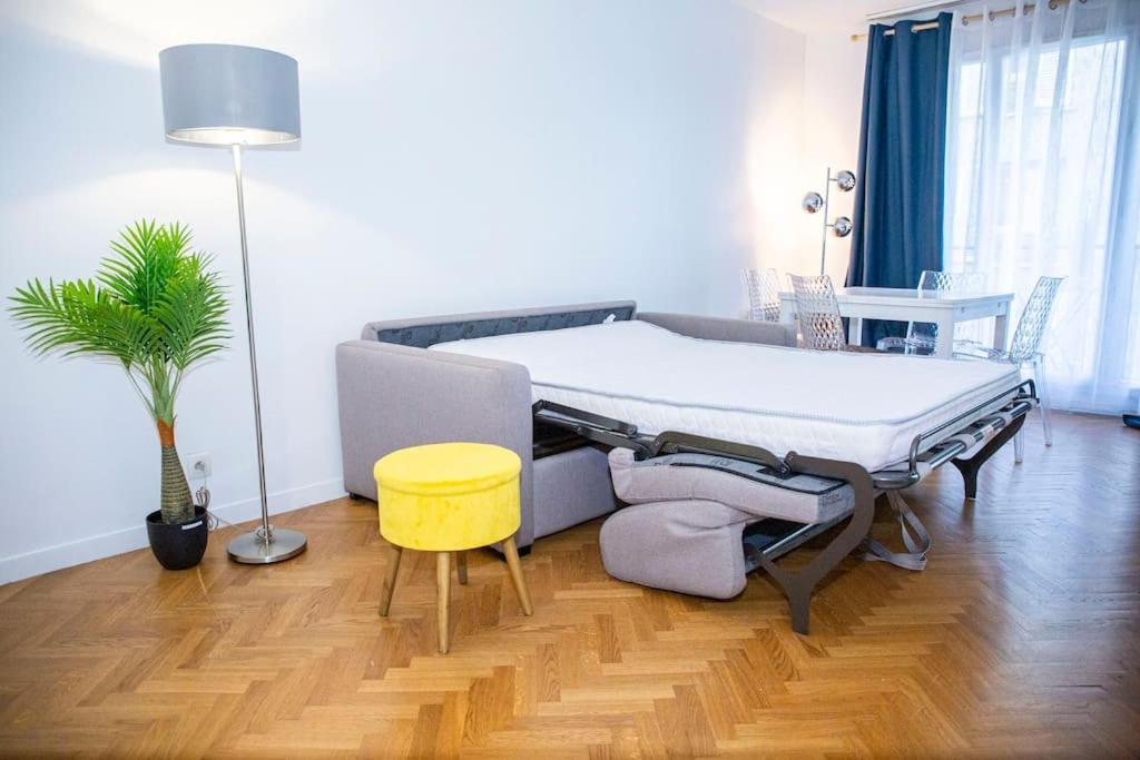Grand 2 Pieces Balcon Parking Porte Paris Ομπερβιλιέ Εξωτερικό φωτογραφία